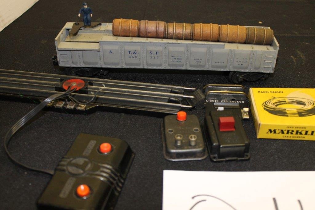 3562 Barrel Car with Barrels etc (1 of 6)