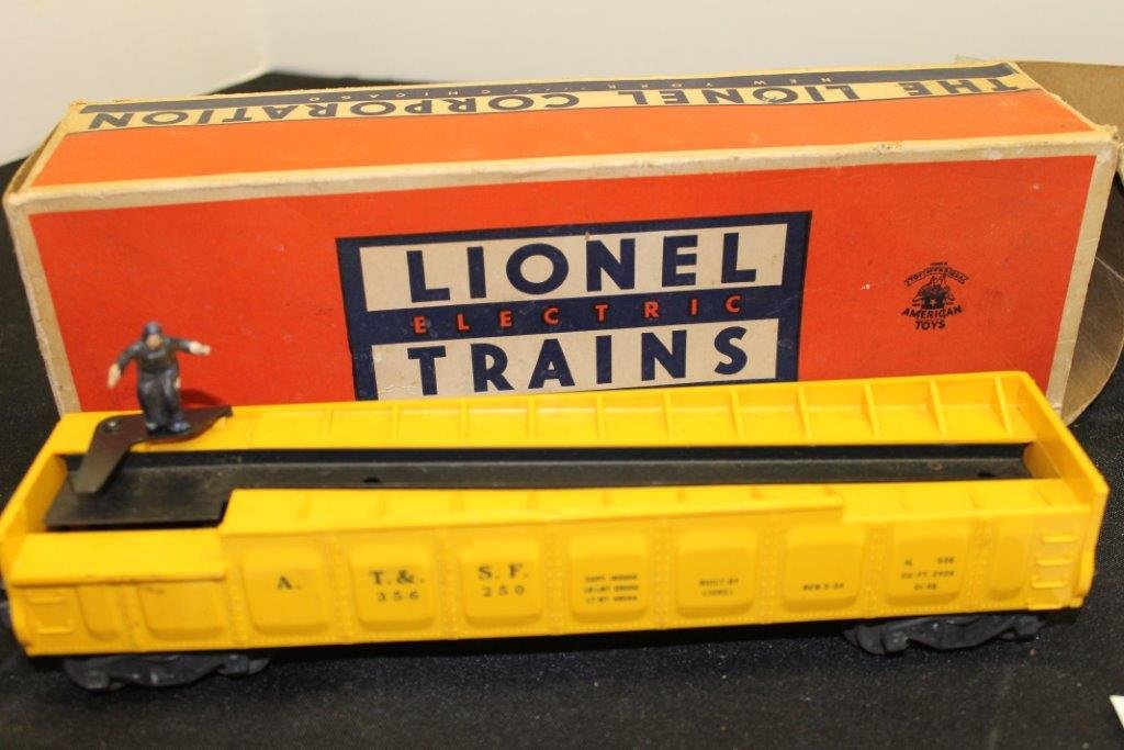 3562 Operating Barrel Car with Box (1 of 2)