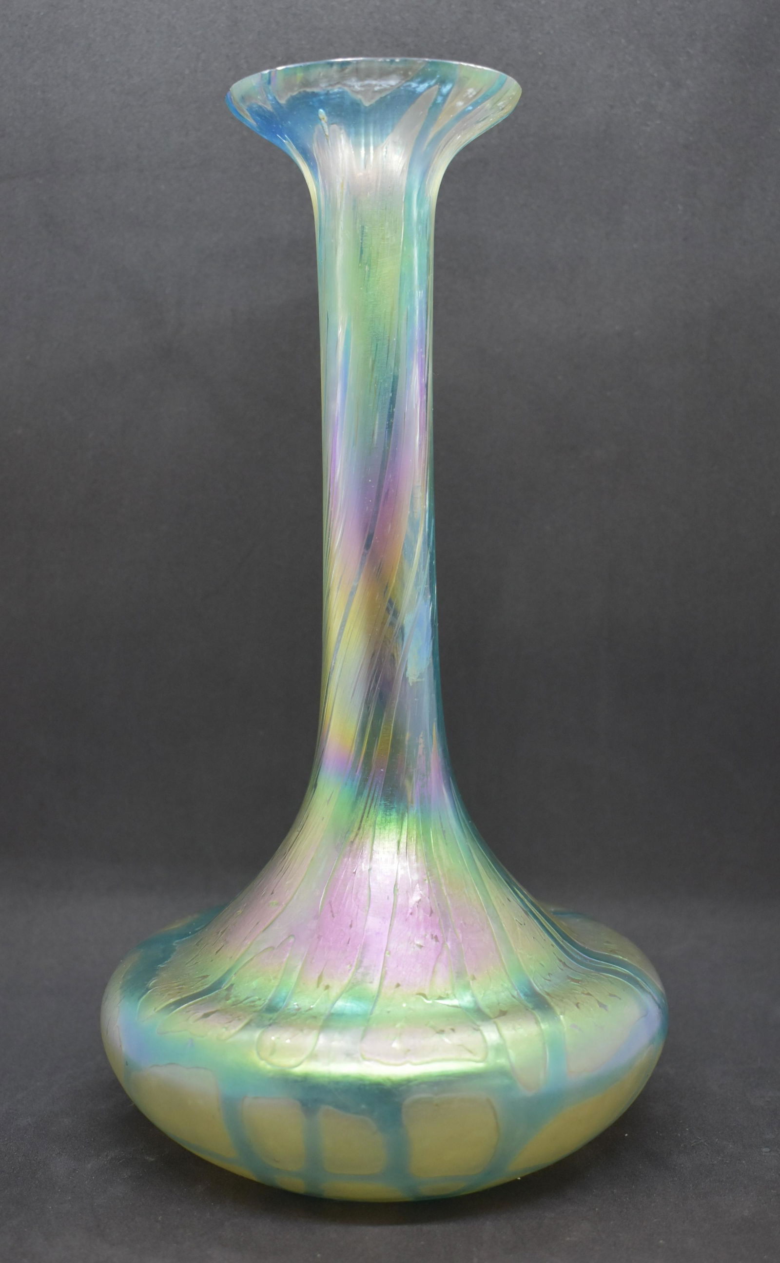 Loetz, Kralik Iridescent Art Glass Vase: Absolutely gorgeous oil-spot iridescent glass vase! We have researched to the best of our ability to correctly attribute a maker to this piece and to the best of our knowledge, this piece is most like