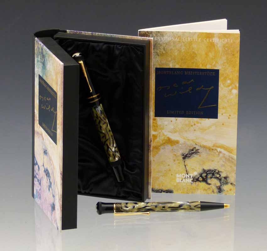Montblanc limited edition Oscar Wilde mottled green and: Montblanc limited edition Oscar Wilde mottled green and black body ball pen with matching boxed fountain pen, issued 1994.