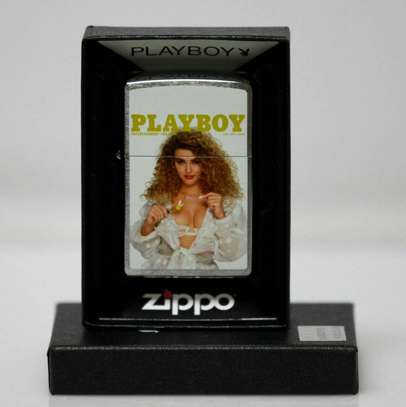 GENUINE ZIPPO LIGHTER PLAYBOY COVER JUNE 1992 SERIES MA: GENUINE ZIPPO LIGHTER PLAYBOY COVER JUNE 1992 SERIES MA -- GENUINE ZIPPO LIGHTER PLAYBOY COVER JUNE 1992 SERIES MADE IN USA #21ST67216