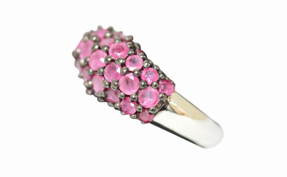 .925 STERLING SILVER 0.79 CTW RUBY RING: .925 STERLING SILVER 0.79 CTW RUBY RING -- .925 STERLING SILVER 0.79 CTW RUBY RING #21ST33377