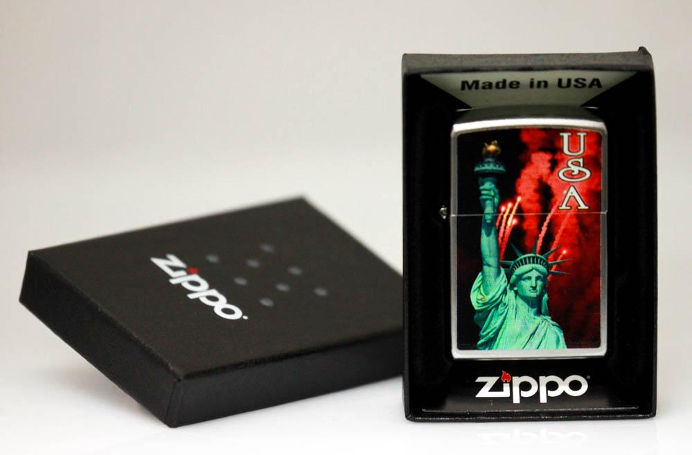GENUINE ZIPPO LIGHTER STATUE OF LIBERTY USA: GENUINE ZIPPO LIGHTER STATUE OF LIBERTY USA -- GENUINE ZIPPO LIGHTER STATUE OF LIBERTY USA MIDE IN USA PART OF THE AMERICAN PRIDE SERIES #21ST25763