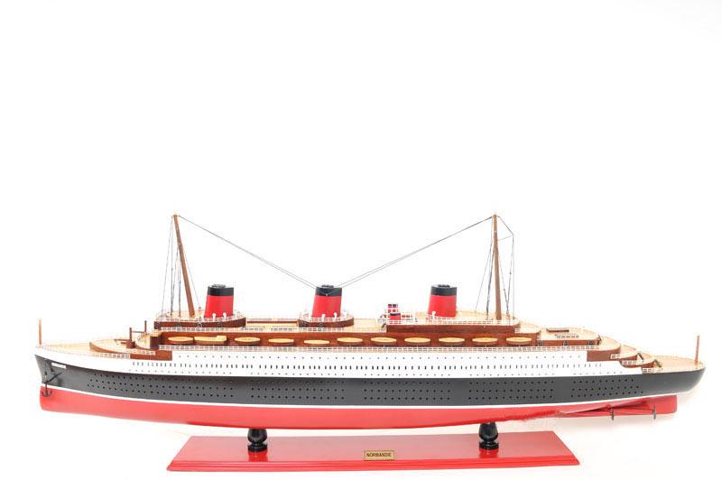 ?Normandie Painted L80: ?Normandie Painted L80 -- Description:?The T.S.S. NORMANDIE was one of the finest ocean liners ever produced by France. Have it displayed beautifully in your home or office! Master craftsmen handcraft