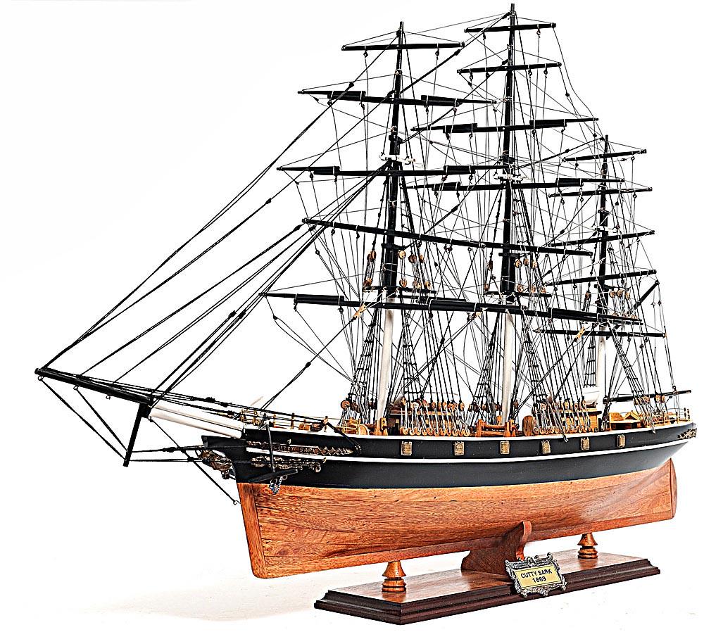 Cutty Sark (no sail: Cutty Sark (no sail -- This is Museum-quality, Fully Assembled edition of the famous clipper Cutty sark. The model is 100% hand built from scratch using ?plank on frame? construction method. Our maste