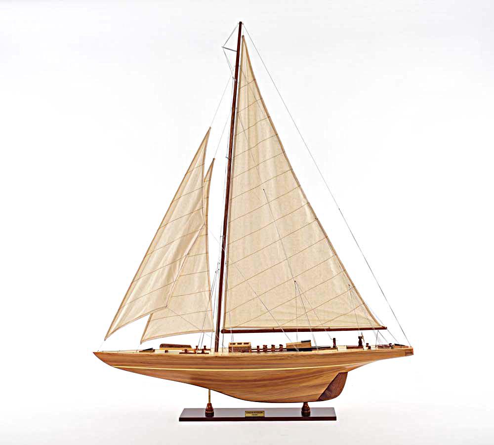 Endeavour Xlarge: Endeavour Xlarge -- The Endeavour was the most impressive British sailboat to ever race in the America?s Cup World Series. Built for speed as well as beauty the Endeavour was created in 1934 by Thomas