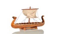 Drakkar Viking 12.5 inches: Drakkar Viking 12.5 inches -- This model is simple but stunning! It is a replica of the Drakkar Viking longboat a classic boat used by the Viking between 7th & 10th century. It looks and feels like a 