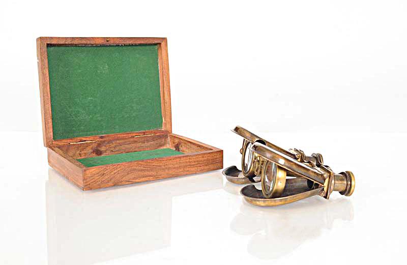 Folding Binocular in wood box: Folding Binocular in wood box -- This Collapsable Pocket binocular telescope is made of high quality brass sheet and solid brass. Each component is crafted with finest craftsmanship. Its small size ma