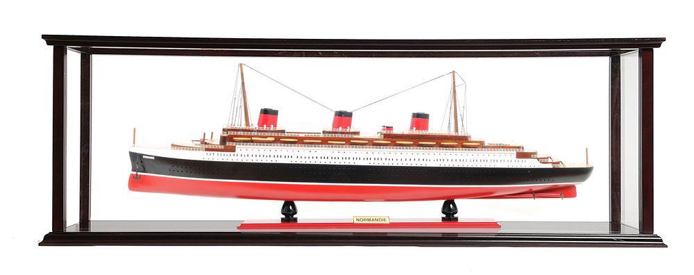 Normandie Large with Display Case: Normandie Large with Display Case -- Are you looking for a perfect display combination? Our T.S.S. NORMANDIE 40? model and display case combo will sure to set your home or office apart! The ModelThe T