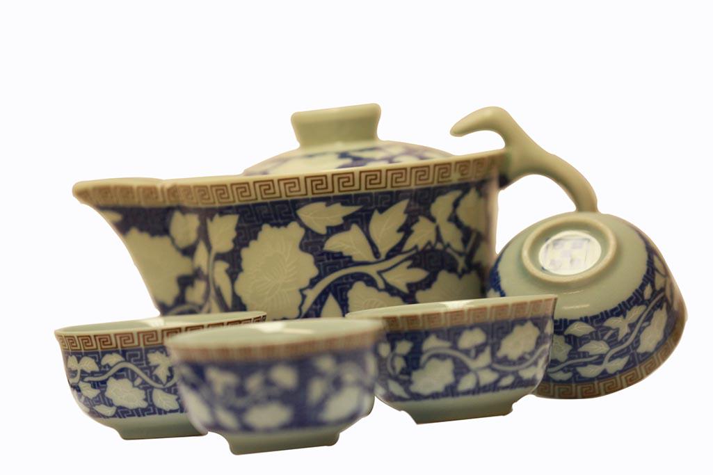 AUTHENTIC CHINESE TEA SET