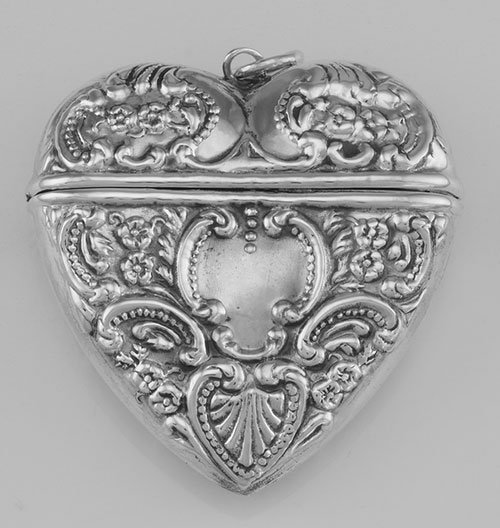 Victorian Style Sterling Silver Heart Locket Box Pendan: Victorian Style Sterling Silver Heart Locket Box Pendan **|**|** #HP-538 Sterling Silver Victorian Style Heart Locket / Lockets Box Pendant / Pill Box or Prayer Box has a round bail on the top and can