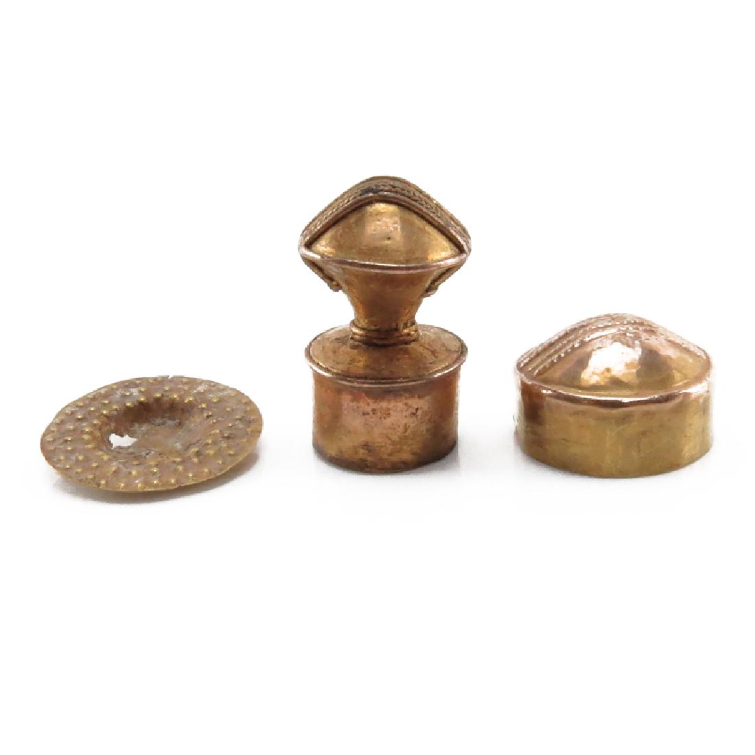 Pre-Columbian Two Piece Lip Ring and Button. Unsigned. (1 of 2)