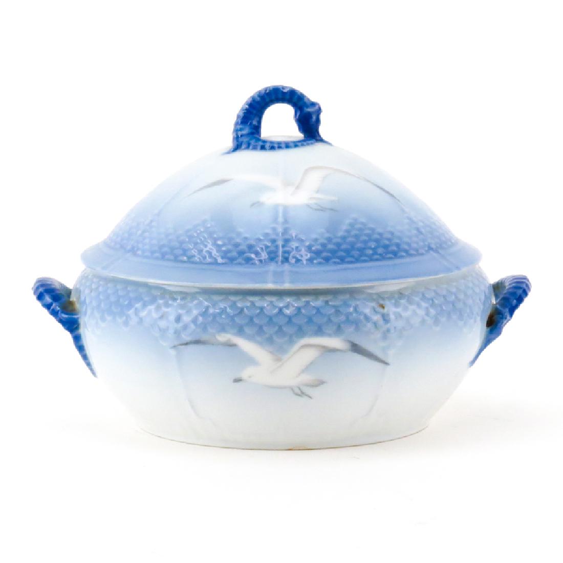 Bing & Grondahl Seagull Vegetable Covered Dish. Stamped (1 of 4)