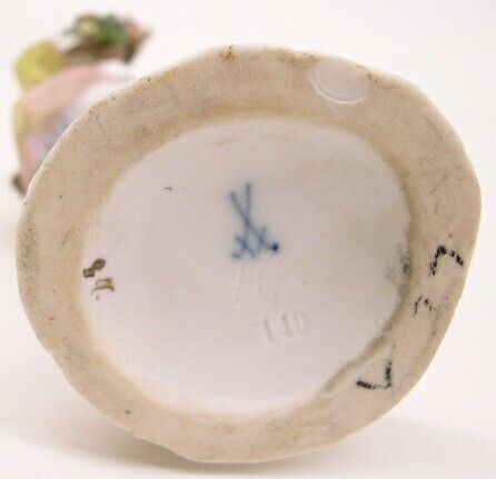 19th Century Meissen Porcelain Figural Group "Pla - 5
