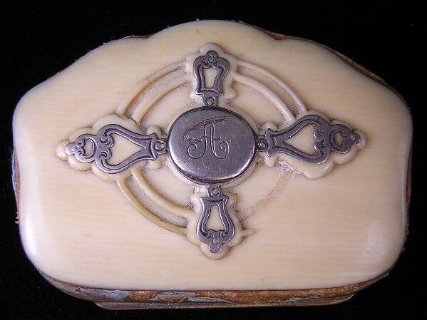 Antique Continental Ivory 800 Silver Change Purse
