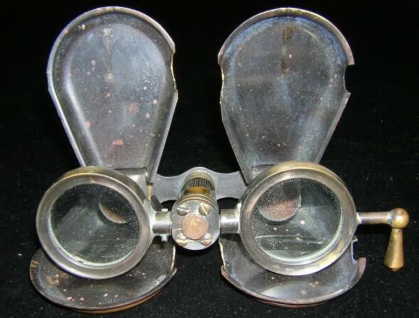 19C Pair of Continental Bronze Opera Glasses - 6
