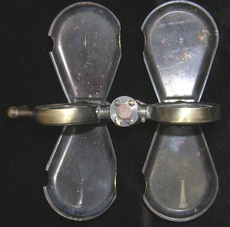 19C Pair of Continental Bronze Opera Glasses - 7