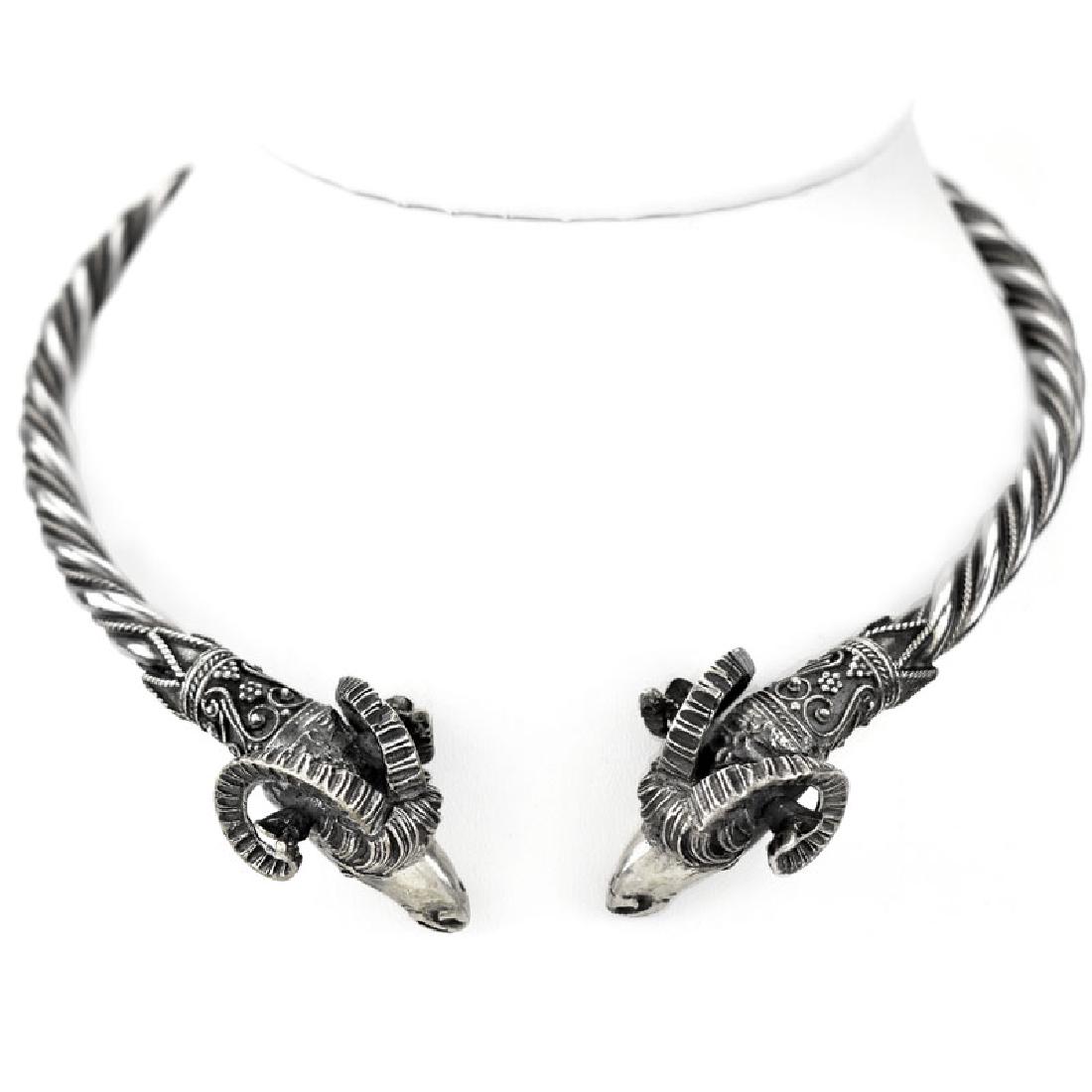 Vintage Sterling Silver Rams Head Hinged Choker (1 of 3)