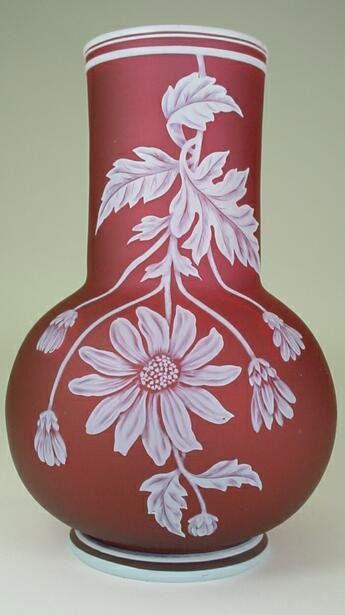 Thomas Webb & Sons English Cameo Art Glass Vase wi: Thomas Webb & Sons English Cameo Art Glass Vase with Red Ground and Carved White Overlay. Signed Thomas Webb & Sons Molded Signature and Cameo. Trademark Butterfly Back of Vase. Minor Scratching or el