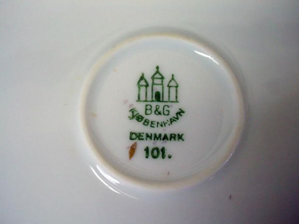 Two (2) Bing and Grondahl B&G Porcelain Round Serv - 3