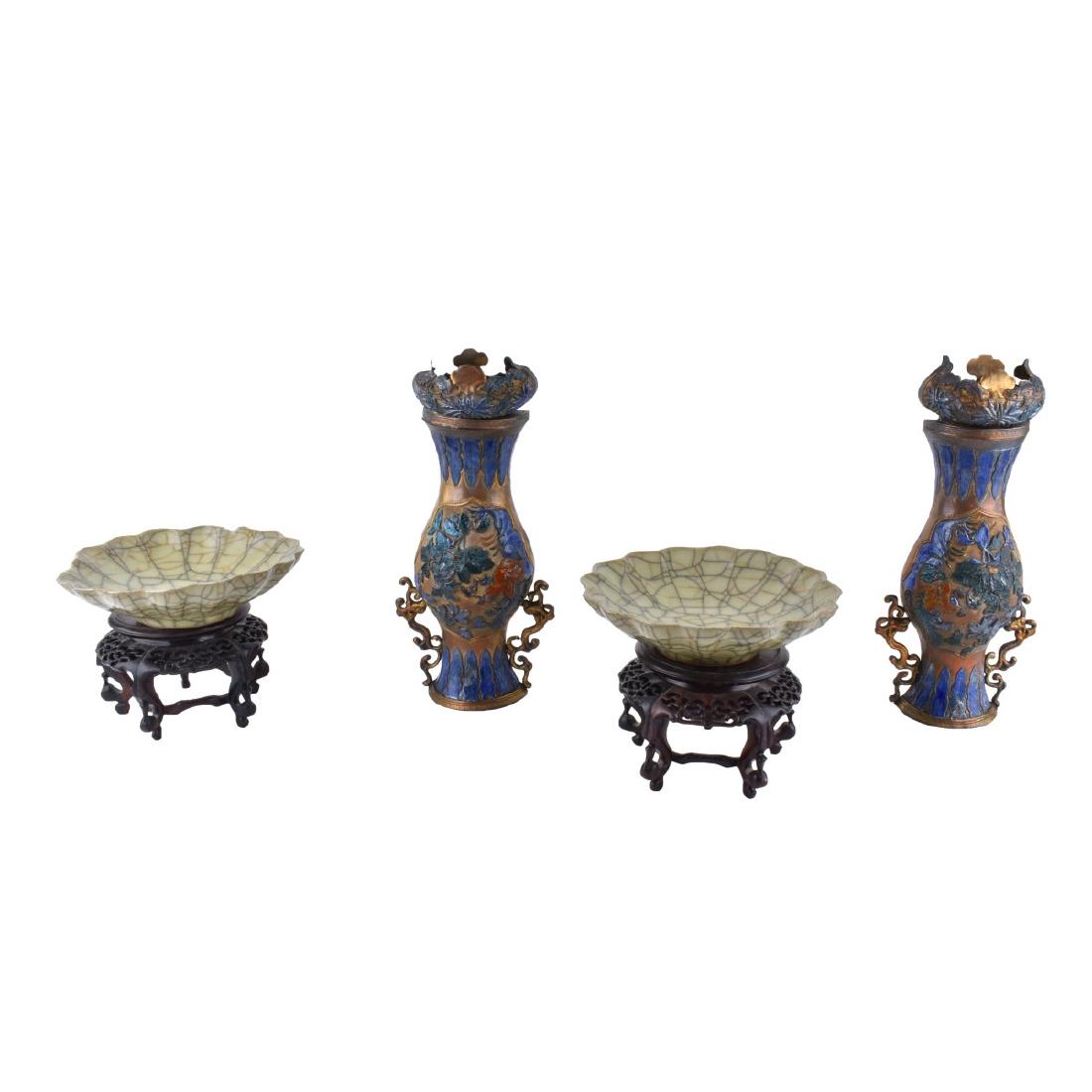 Lot of Chinese Items: Bowls and Wall Brackets (1 of 7)