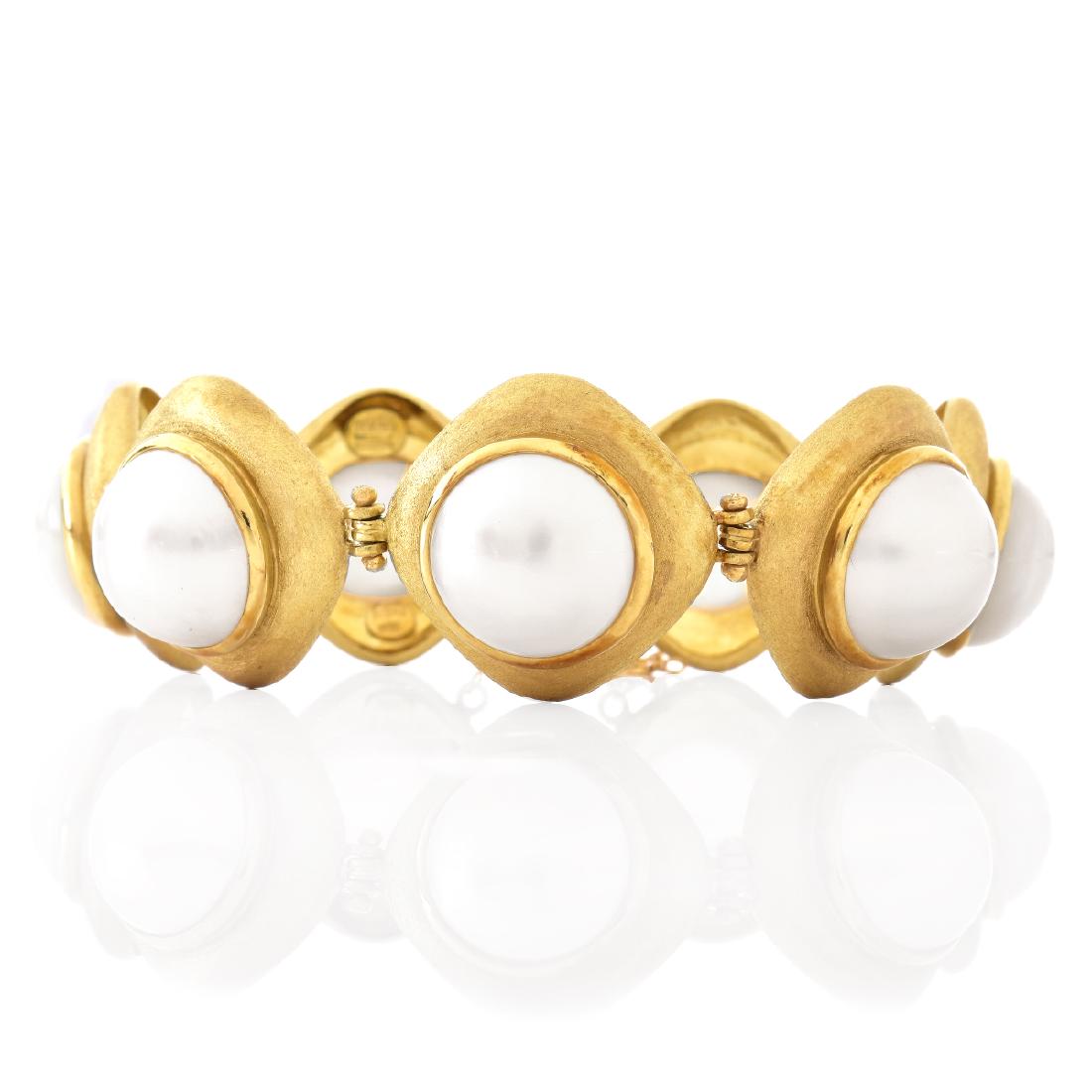 Italian Mabe Pearl and 18K Gold Bracelet (1 of 5)