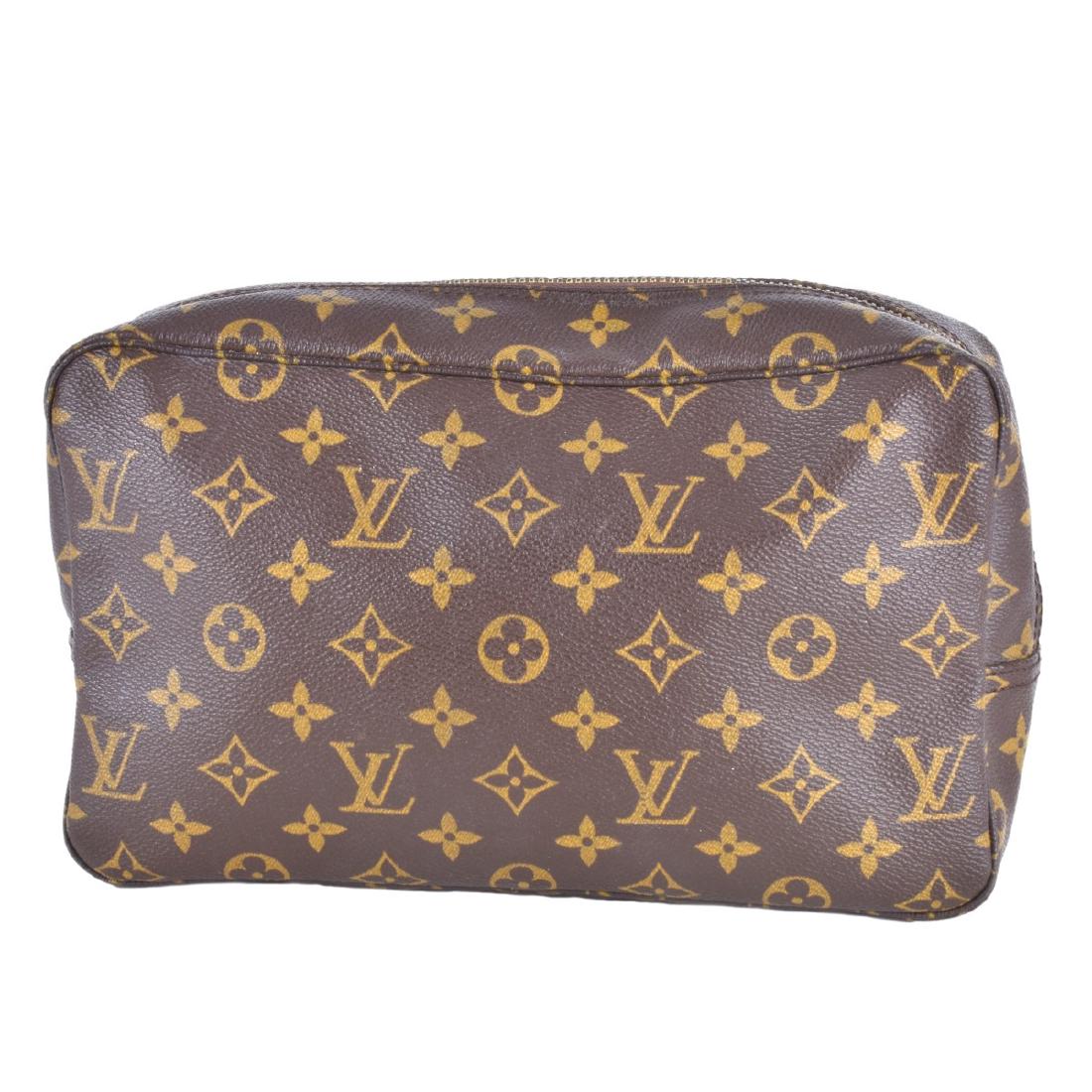 Louis Vuitton Toiletries Pouch (1 of 7)