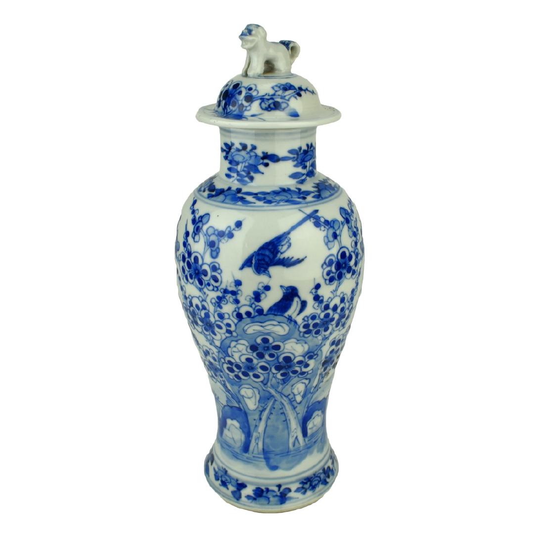 Chinese Kangxi style Covered Vase (1 of 3)