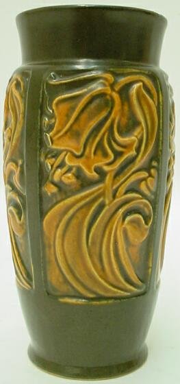 Signed Art Nouveau American Ceramic Art Pottery Va