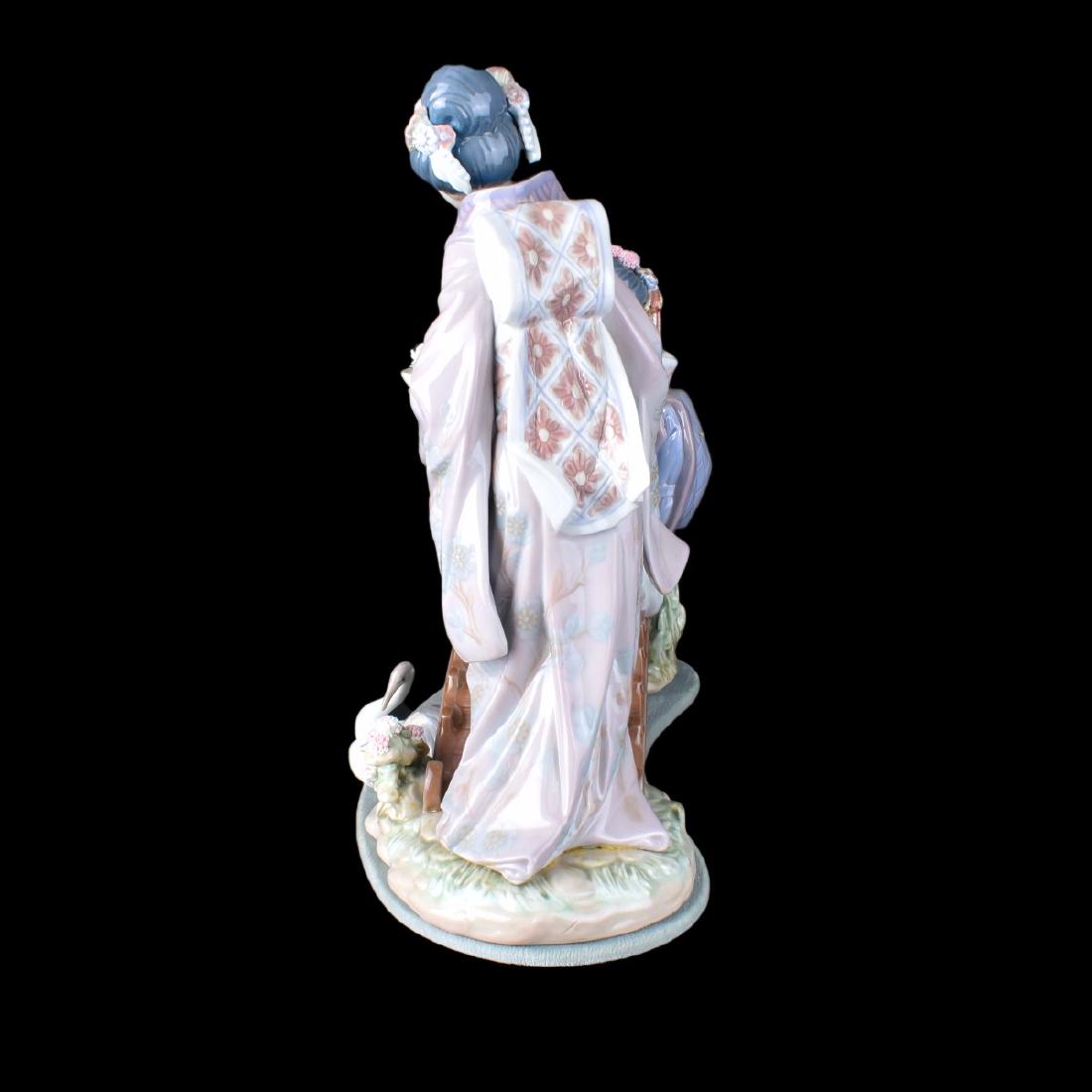 Lladro Figural Group (1 of 5)