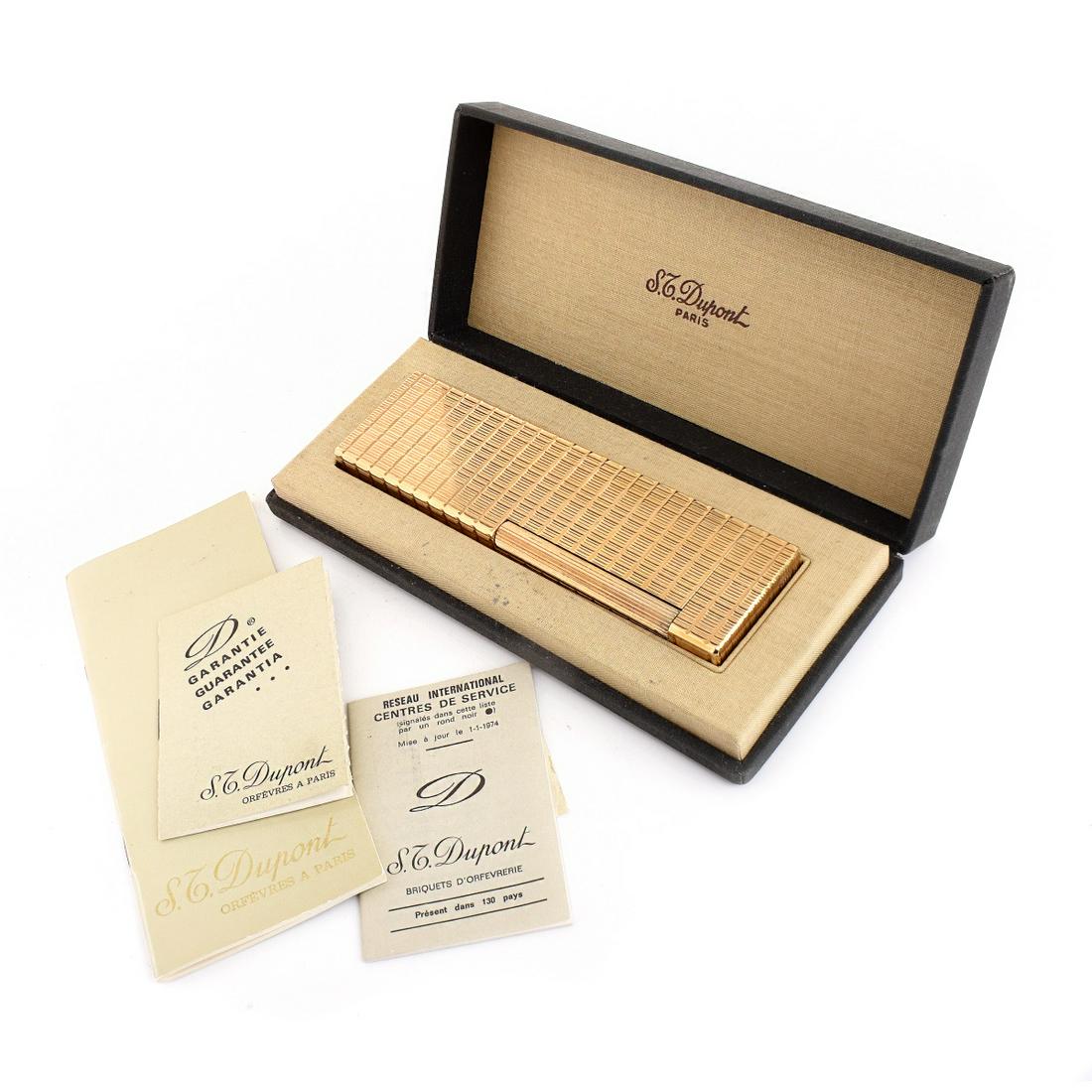 Vintage Dupont Lighter (1 of 4)