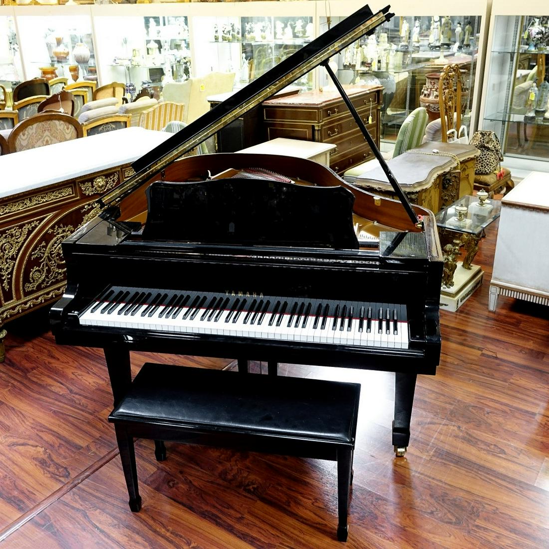 Yamaha C2PE 5'8" Baby Grand Piano (1 of 7)