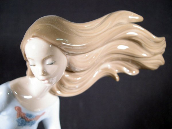 Porcelain Figural Lladro Group #6767 "Petals on the - 2