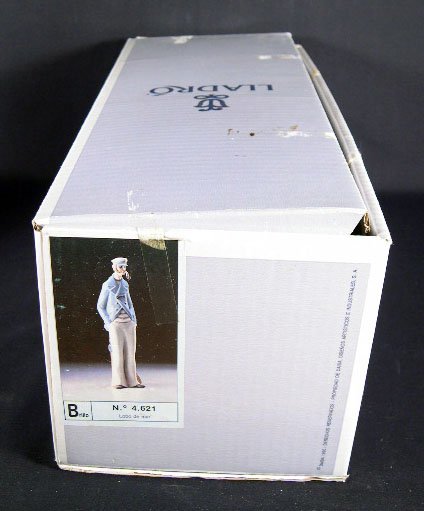 Porcelain Figural Lladro Group #4621 "Sea Captain"  - 6