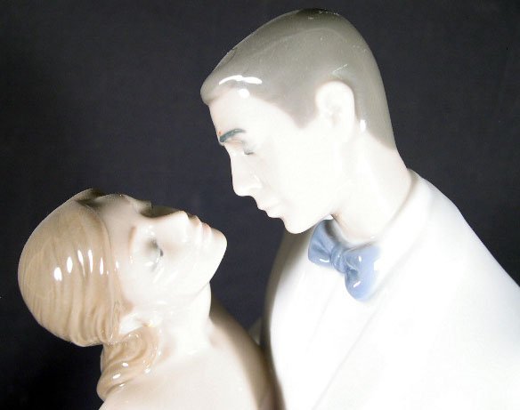 Porcelain Figural Lladro Group #6475 "Happy Annive - 2