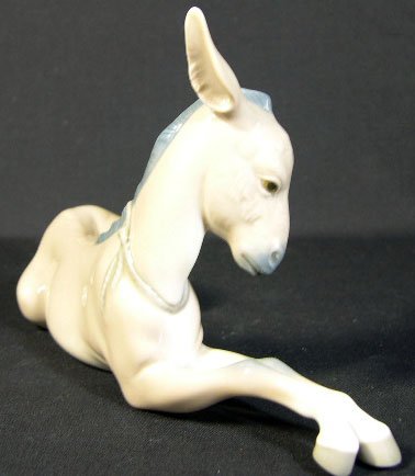 Porcelain Figural Lladro Group #4679 "Nativity Don - 2