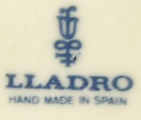 1971 Lladro Mother's Day Plate. First Year of Issu - 5