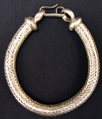 Sterling Silver Rope Style Bracelet. Signed Illegi