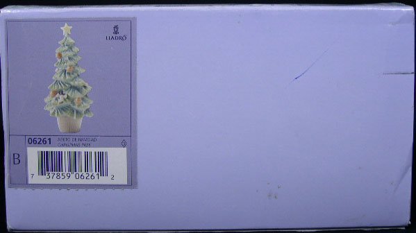 Porcelain Figural Lladro Group #6261 "Christmas Tr - 3