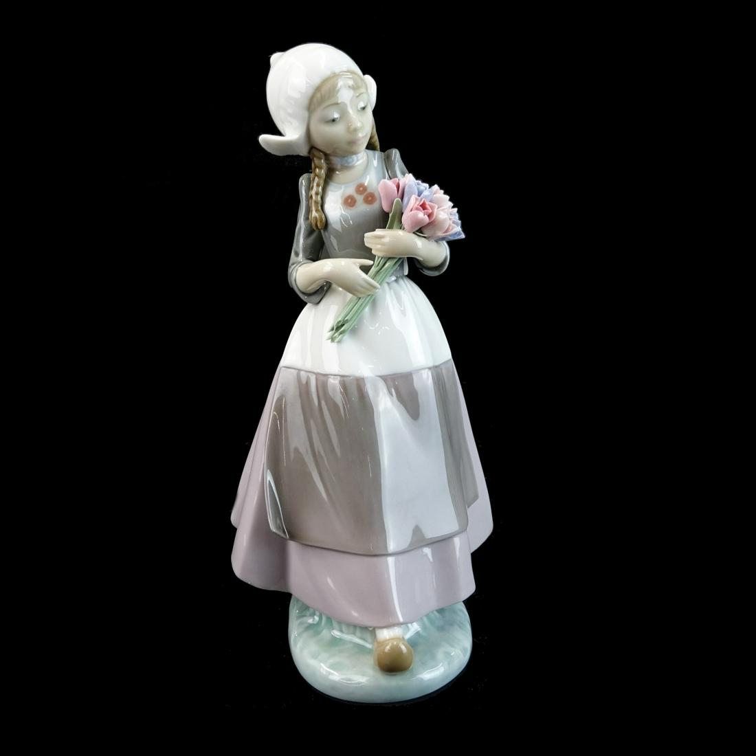 Lladro Glazed Porcelain Figurine (1 of 4)