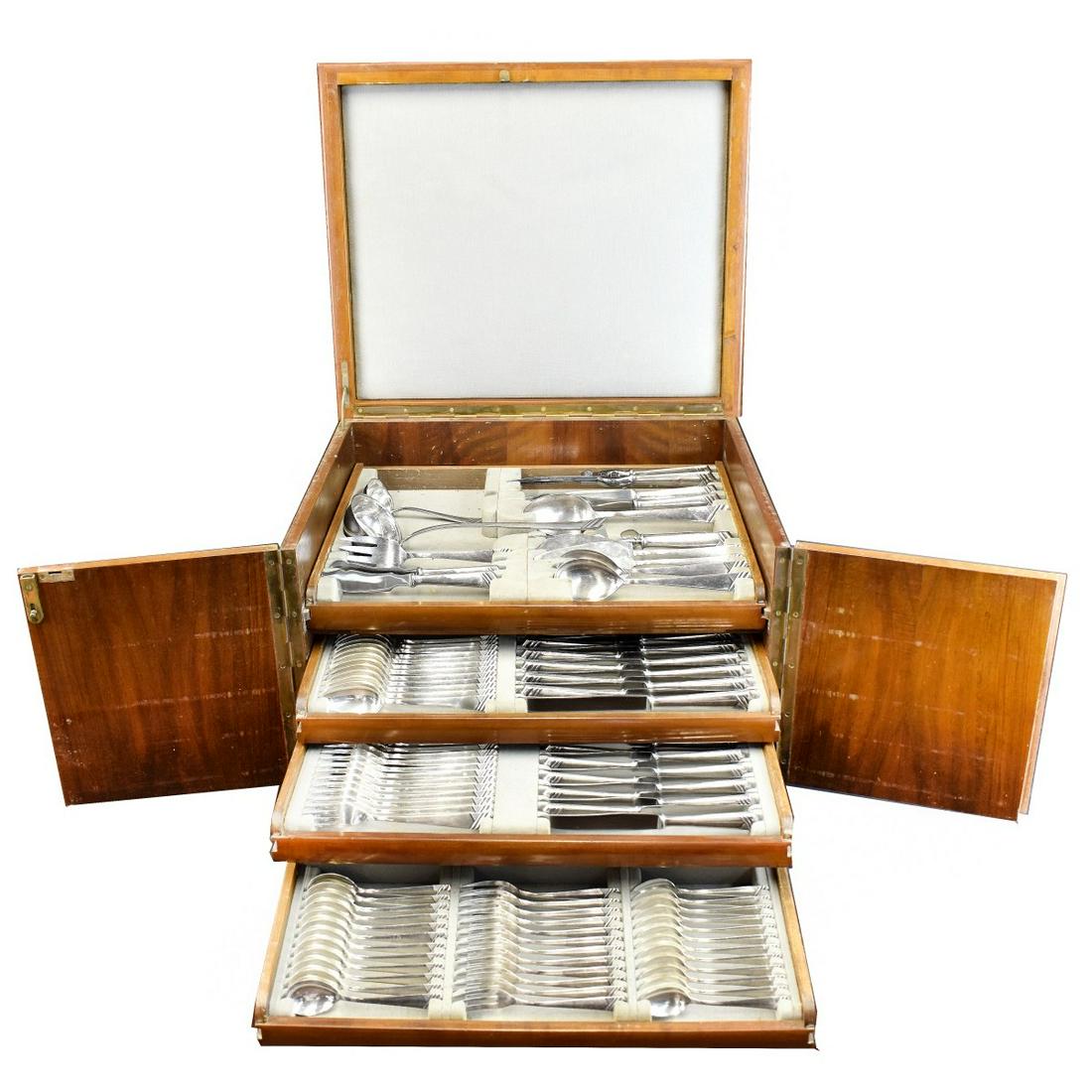 182pc Sterling OKA Kaldenback Flatware (1 of 9)