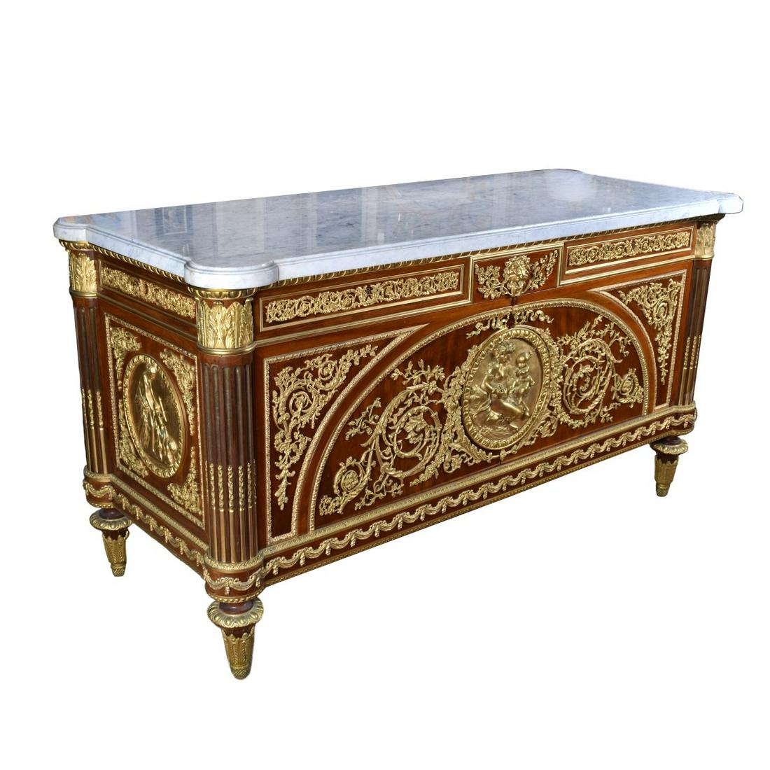 French Louis XVI style Commode (1 of 5)