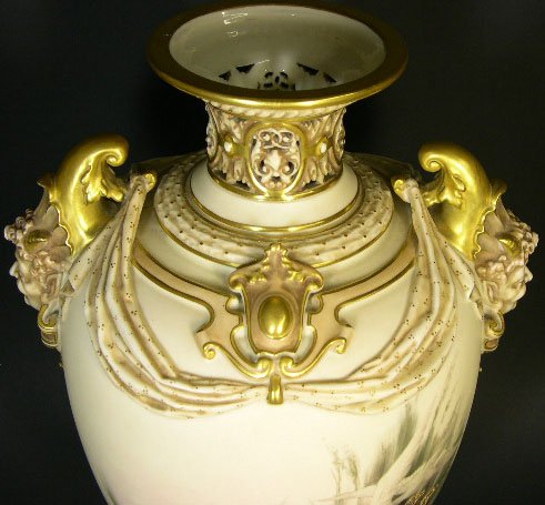 Exceptional 19C Royal Worcester Vase w/ HP Center  - 6
