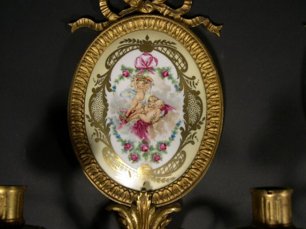 Pair of Early 20th Century Bronze Wall Mounted Sco - 2