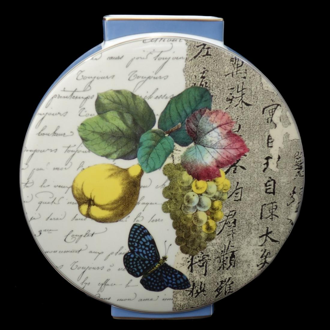 Large Bernardaud Limoges Vase: Large Bernardaud Limoges Porcelain Vase. Signed. Measures 11-3/8" H x 10-1/4" W. Condition: Good condition Estimate: $50.00 - $150.00 Domestic Shipping: $78.00