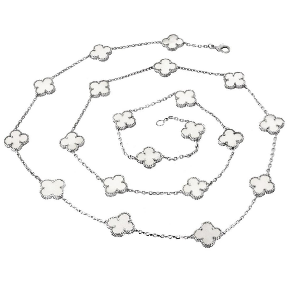 VCA style Necklace (1 of 4)