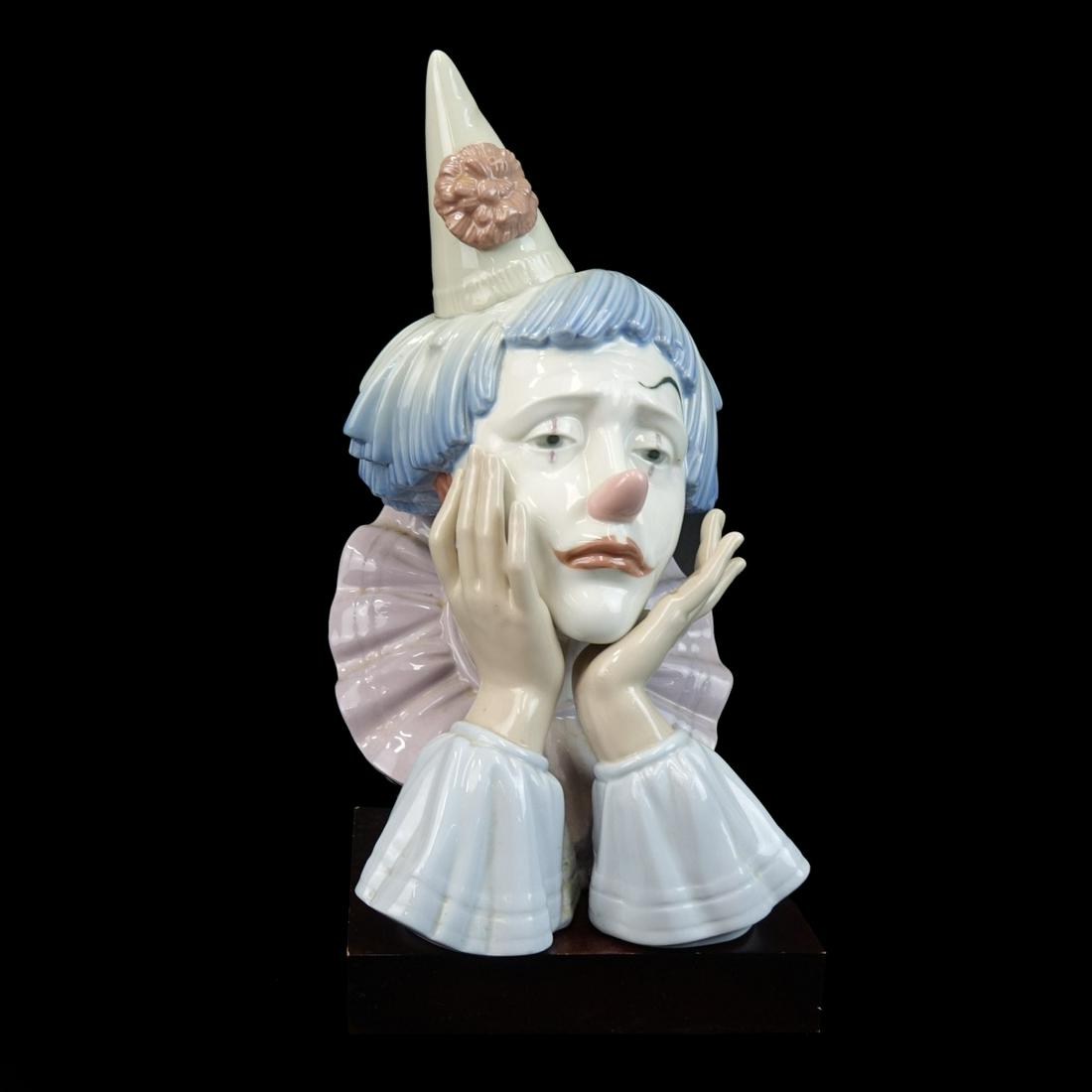 Lladro "Jester" Porcelain Figurine (1 of 3)