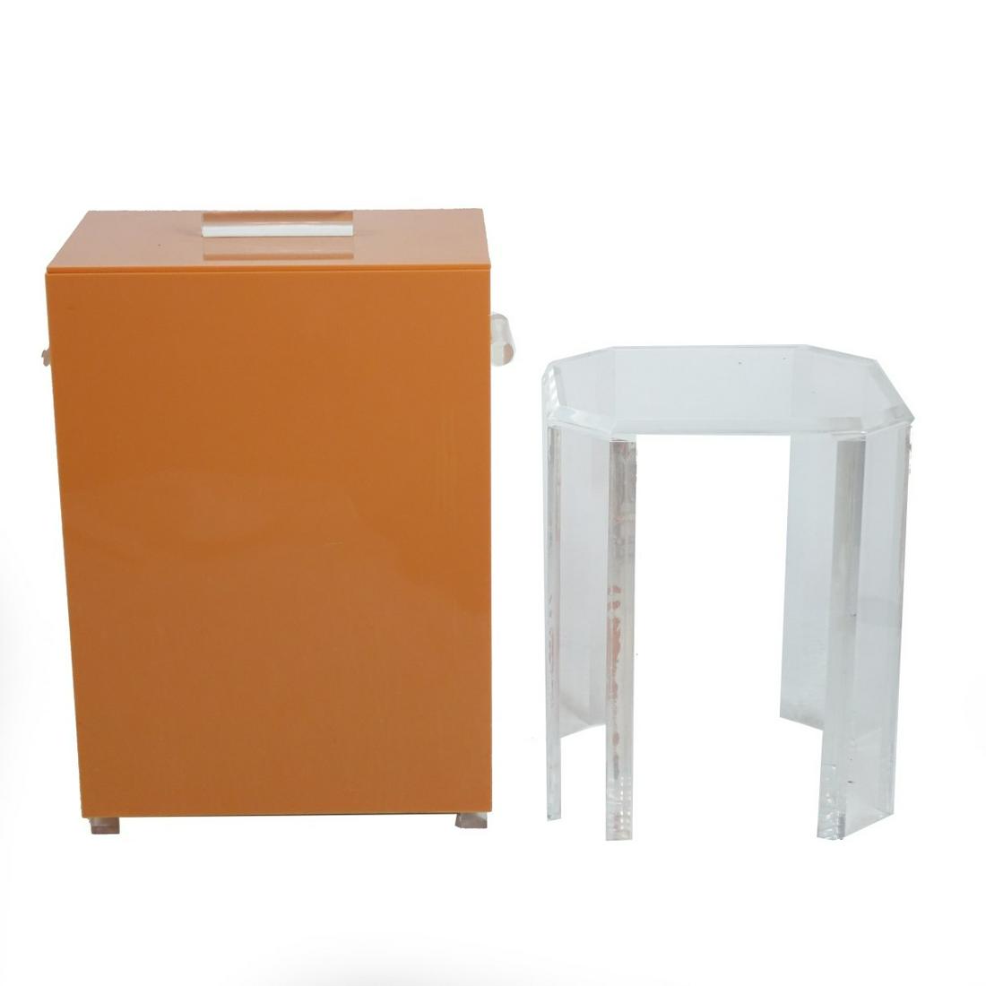 Two (2) Modern Lucite Items (1 of 6)