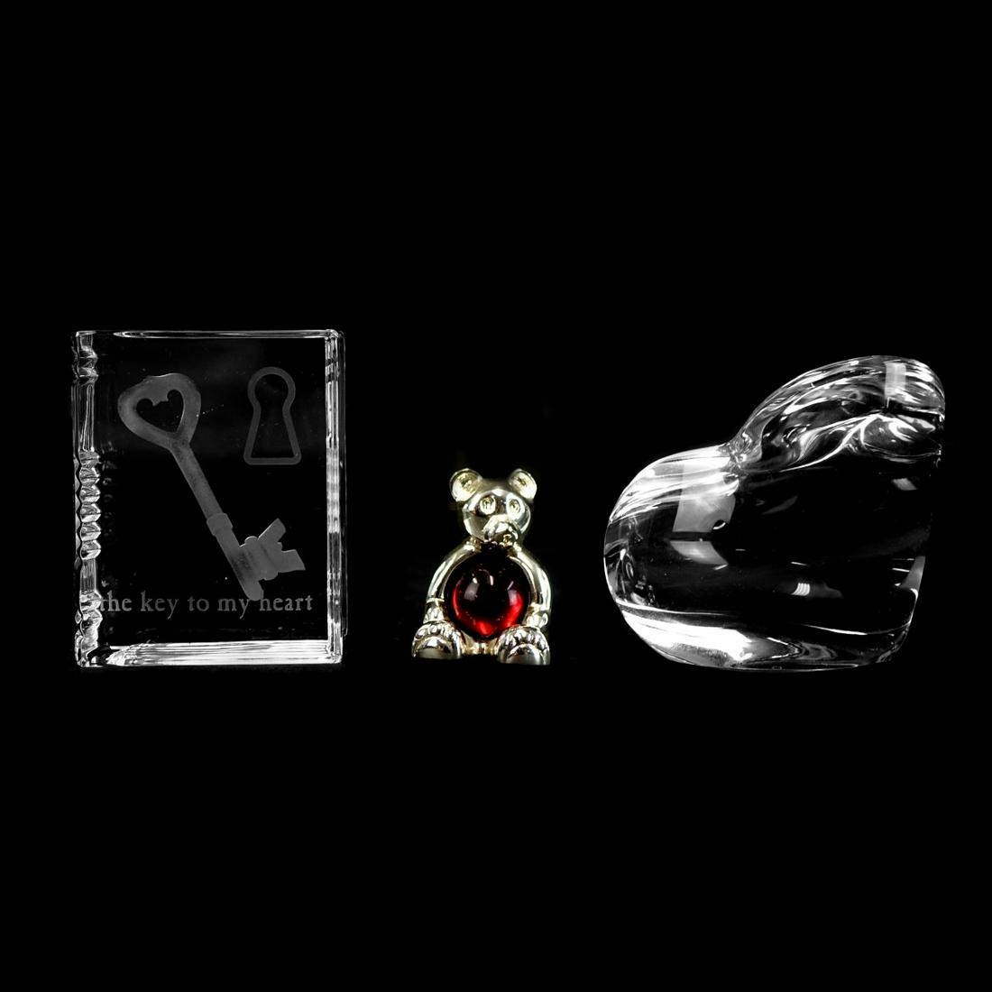 Three (3) Vintage Paperweights (1 of 4)