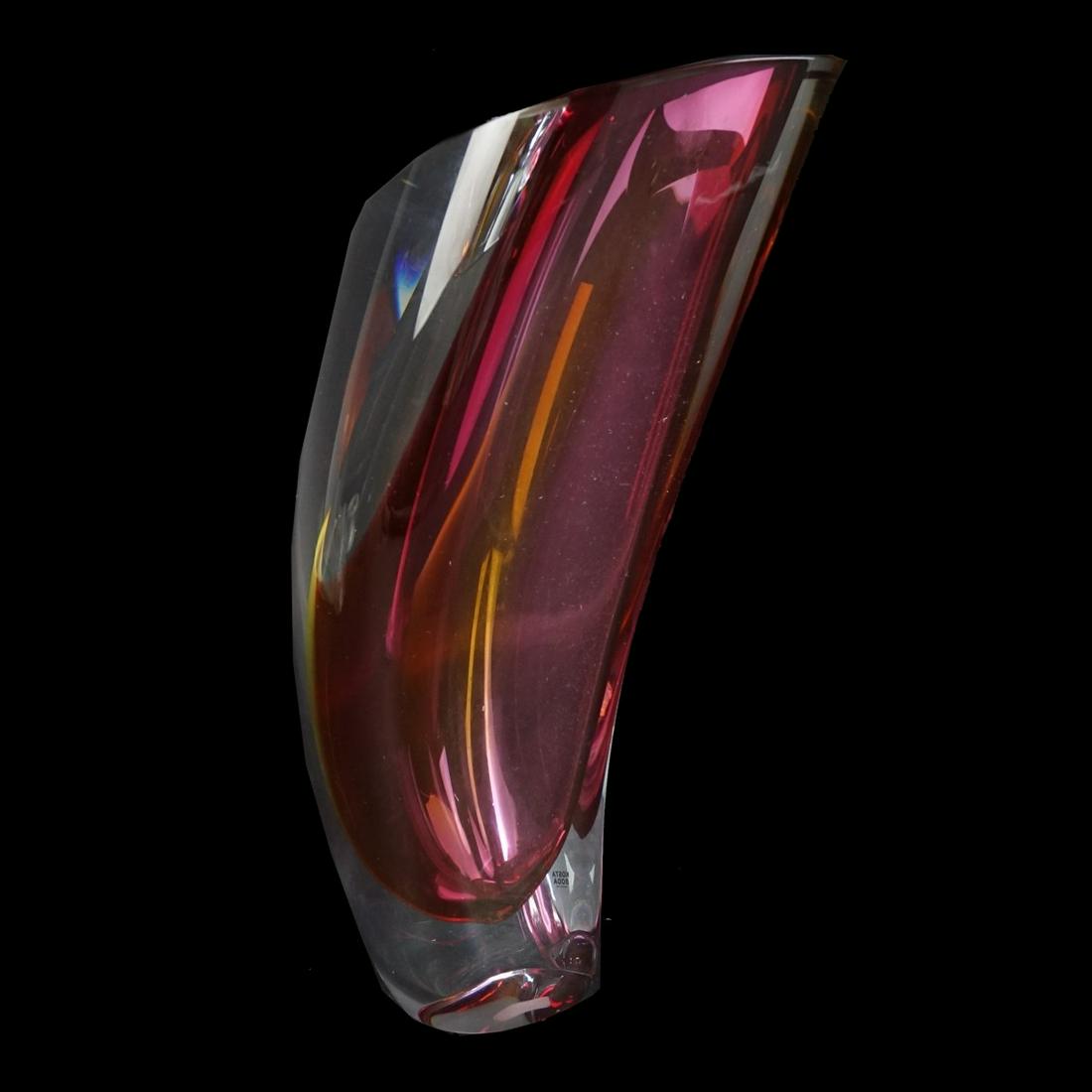 Kosta Boda Vase by Goran Warff: Kosta Boda Saraband Vase Designed by Goran Warff. Signed and numbered on the base. Original labels attached to the surface. Measures 11-1/4". Condition: Good condition. Estimate: $50.00 - $150.00 Dome